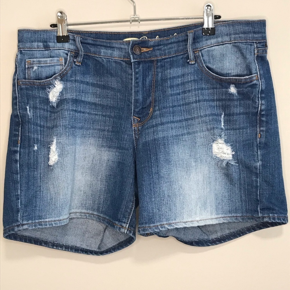 Old Navy Boyfriend Jean Short - Size 10